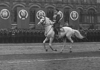 В ЦГБ им. И.Ф. Горбунова открывается выставка фотографий из личного архива младшей дочери Маршала Победы Марии Жуковой